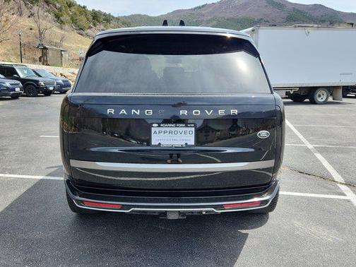 2023 Land Rover Range Rover P530 SE