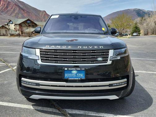 2023 Land Rover Range Rover P530 SE