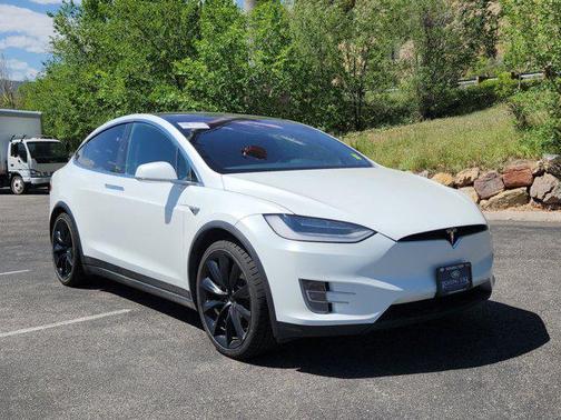Pearl White Multi-Coat 2019 Tesla Model X Long Range