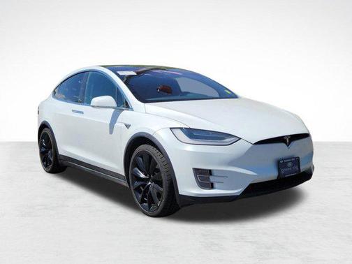 Pearl White Multi-Coat 2019 Tesla Model X Long Range