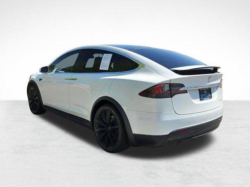 Pearl White Multi-Coat 2019 Tesla Model X Long Range