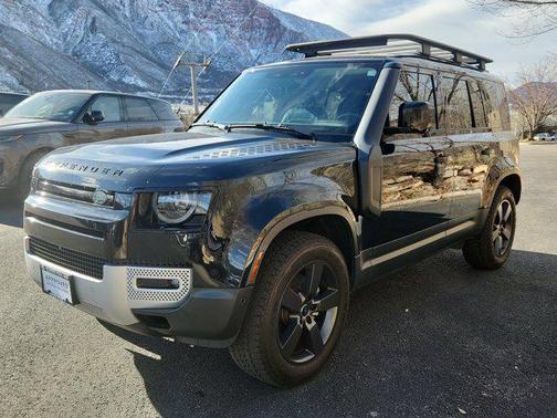 2024 Land Rover Defender 110 P300