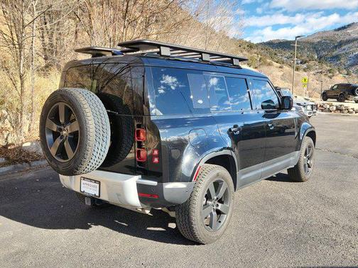 2024 Land Rover Defender 110 P300
