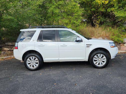 2013 Land Rover LR2 AWD 4dr
