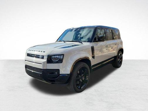 2026 Land Rover Defender P500 X-Dynamic SE
