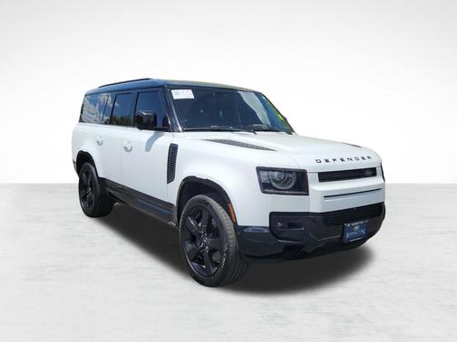 Fuji White 2024 Land Rover Defender 130 P400 X-Dynamic SE