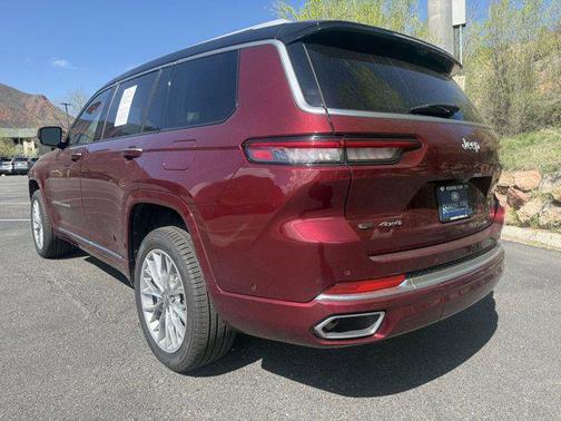 2022 Jeep Grand Cherokee L Summit