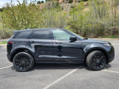 2026 Land Rover Range Rover Evoque Core S