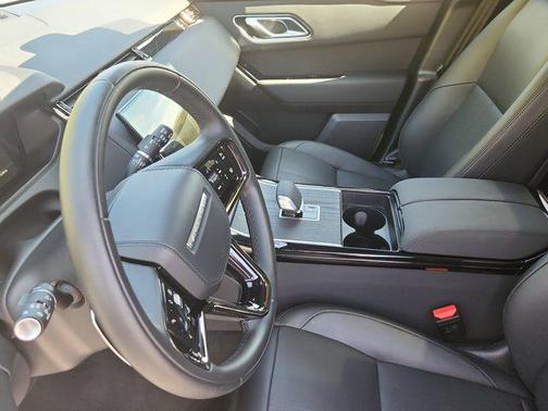 Fuji White 2026 Land Rover Range Rover Velar P250 S