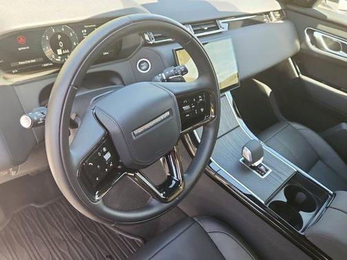 Fuji White 2026 Land Rover Range Rover Velar P250 S