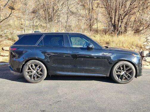 2023 Land Rover Range Rover Sport SE