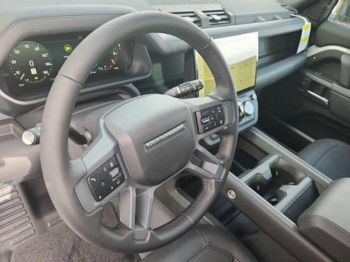 Borasco Grey Metallic 2026 Land Rover Defender P400 X-Dynamic SE