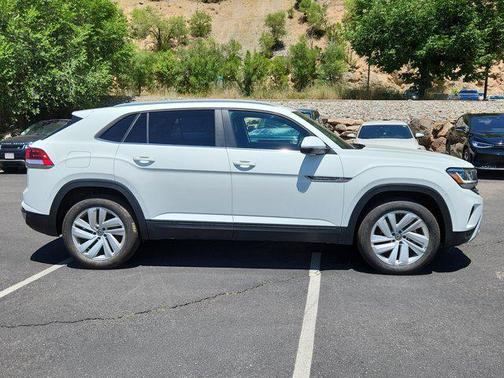 2021 Volkswagen Atlas Cross Sport 3.6L V6 SE w/Technology