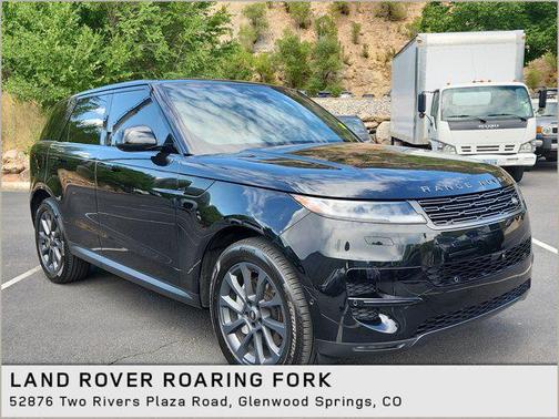 2025 Land Rover Range Rover Sport SE