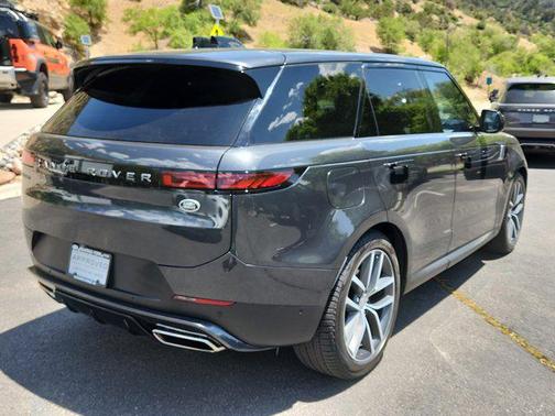 2023 Land Rover Range Rover Sport SE