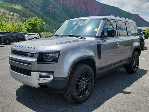 2024 Land Rover Defender 110 P300