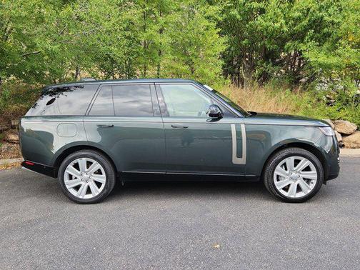 2023 Land Rover Range Rover P400 SE