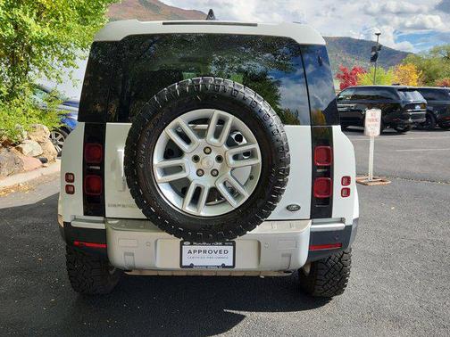 2021 Land Rover Defender 110 S