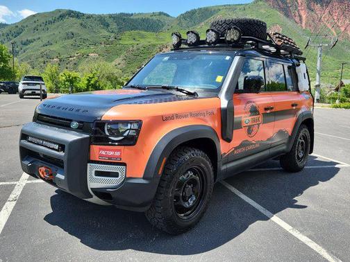 2022 Land Rover Defender 110 S