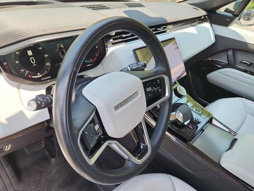 Fuji White 2023 Land Rover Range Rover Sport SE