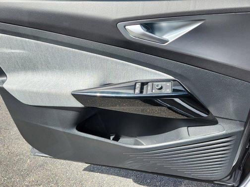 Silver Mist Metallic 2023 Volkswagen ID.4 AWD Pro