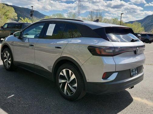 Silver Mist Metallic 2023 Volkswagen ID.4 AWD Pro