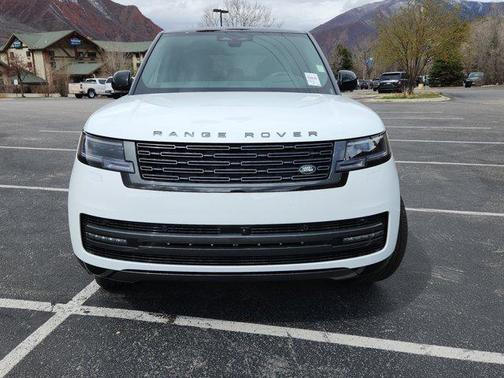 2025 Land Rover Range Rover P400 SE