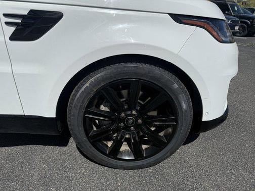 2022 Land Rover Range Rover Sport HSE Silver Edition