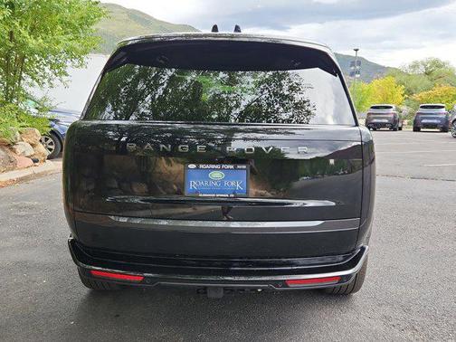 2025 Land Rover Range Rover P530 Autobiography