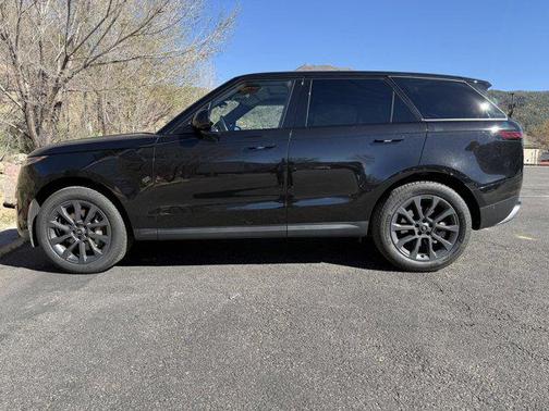 2024 Land Rover Range Rover Sport SE