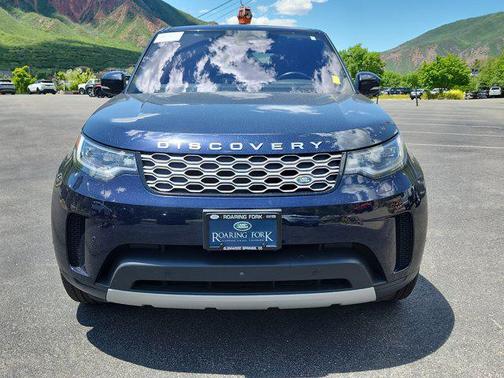 2023 Land Rover Discovery P300 S
