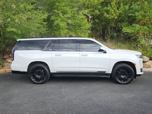 2023 Cadillac Escalade ESV Premium Luxury Platinum