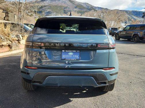 2026 Land Rover Range Rover Evoque Dynamic SE