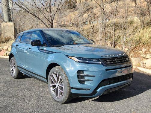 2026 Land Rover Range Rover Evoque Dynamic SE