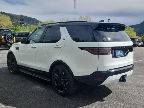 2025 Land Rover Discovery P360 Dynamic SE