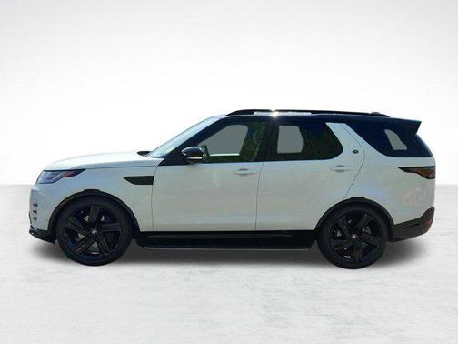 Fuji White 2025 Land Rover Discovery P360 Dynamic SE