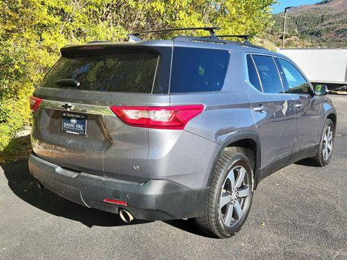2020 Chevrolet Traverse LT Leather