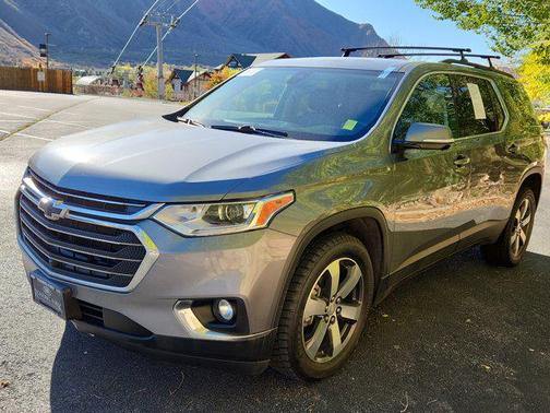 2020 Chevrolet Traverse LT Leather