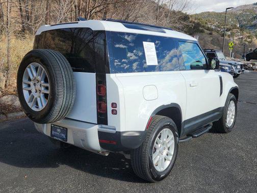 2025 Land Rover Defender 90 P300 S