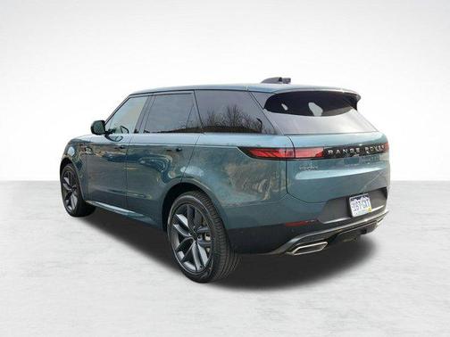 2026 Land Rover Range Rover Sport SE