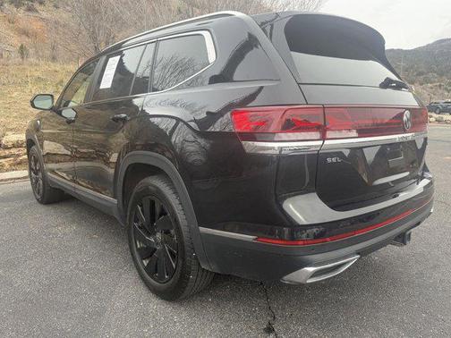 2024 Volkswagen Atlas 2.0T SEL