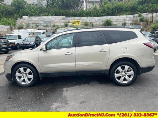 2016 Chevrolet Traverse 1LT for sale in Jersey City, NJ - image 6