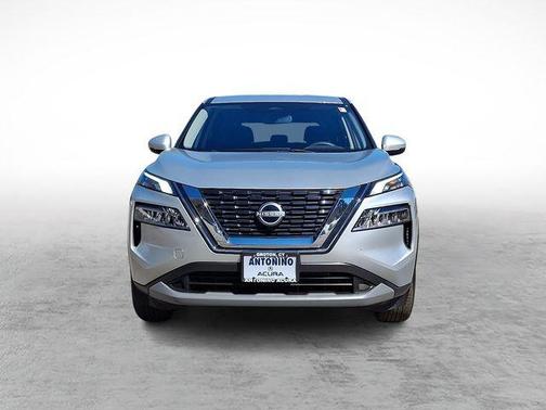 Brilliant Silver Metallic 2023 Nissan Rogue SV