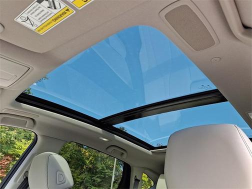 2025 Acura RDX Technology Package