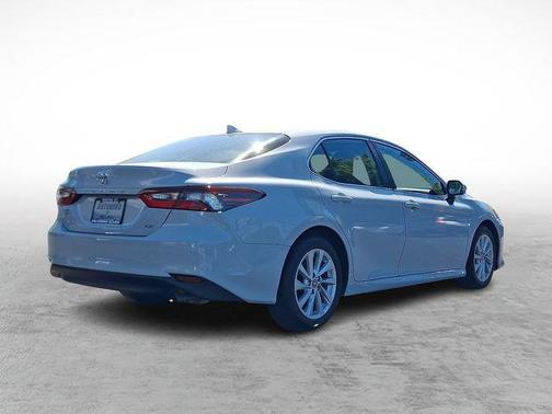 Ice Edge 2022 Toyota Camry LE