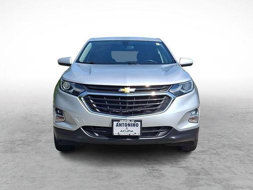 Silver Ice Metallic 2018 Chevrolet Equinox LT