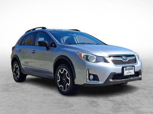 Ice Silver Metallic 2017 Subaru Crosstrek 2.0i Premium