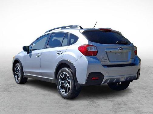 Ice Silver Metallic 2017 Subaru Crosstrek 2.0i Premium