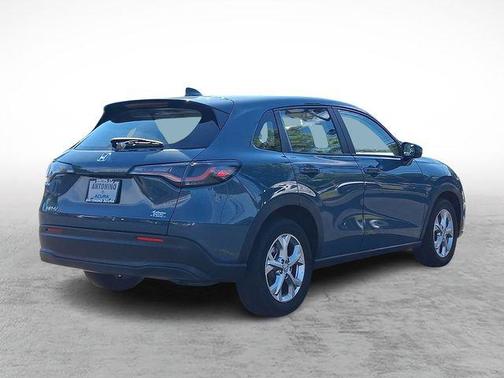 Pearl 2025 Honda HR-V LX