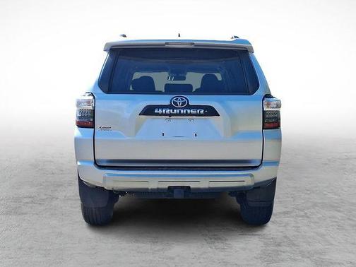 Classic Silver Metallic 2014 Toyota 4Runner Trail